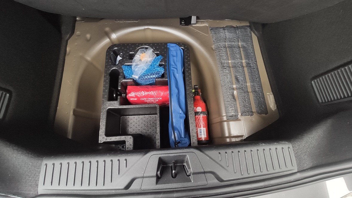 Ford Fiesta Fiesta 5p 1.1 Titanium 75cv - immagine 18