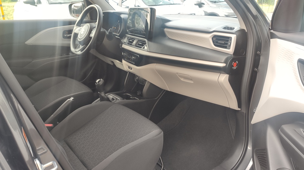 Suzuki Swift 1.2h Top 2wd - immagine 20