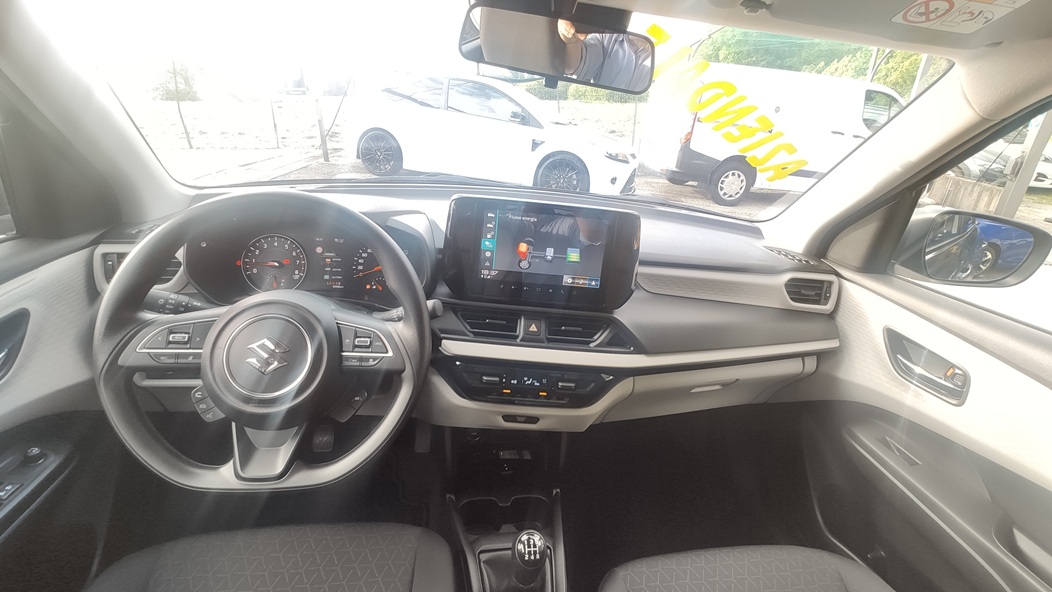 Suzuki Swift 1.2h Top 2wd - immagine 24