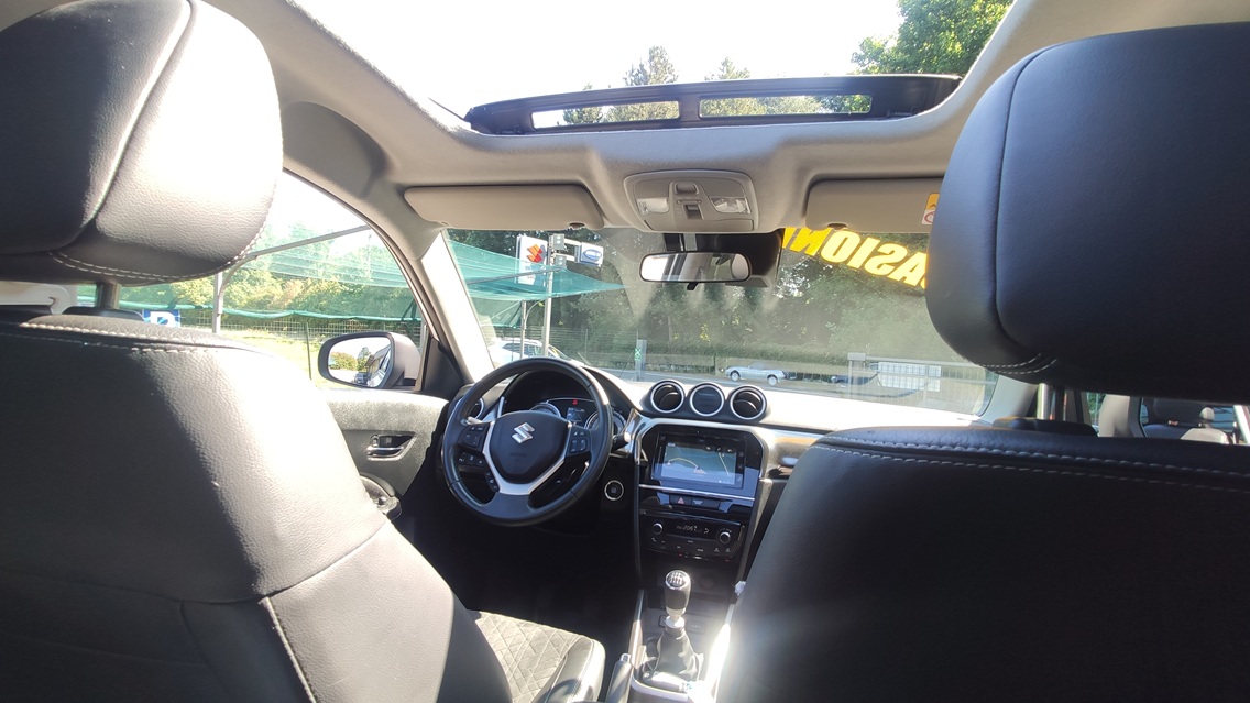 Suzuki Vitara 1.4 cc 129 cv Starview 2wd - immagine 5